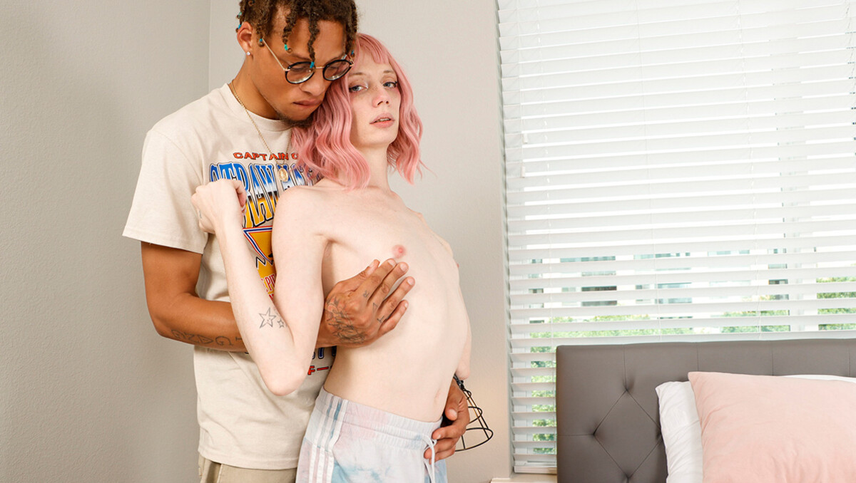 Lewdy Booty Is a Cutie!